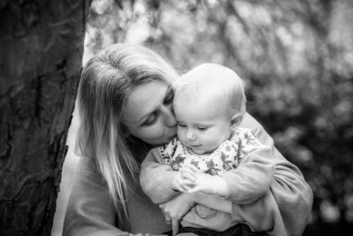 Kisses with Mum, Workington baby photographers